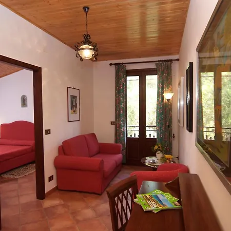 Alloggio per agriturismo Al Poggetto Piana Degli Albanesi