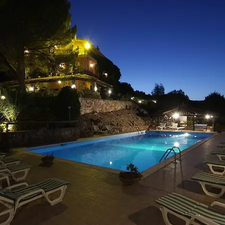 Agriturismo Al Poggetto Farm stay Piana Degli Albanesi